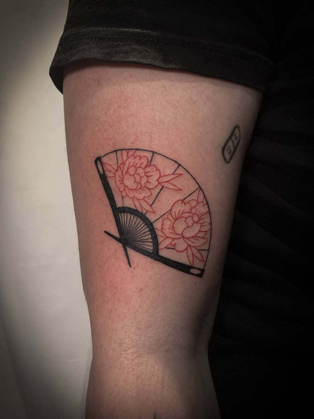 Tatouage eventail japonais
